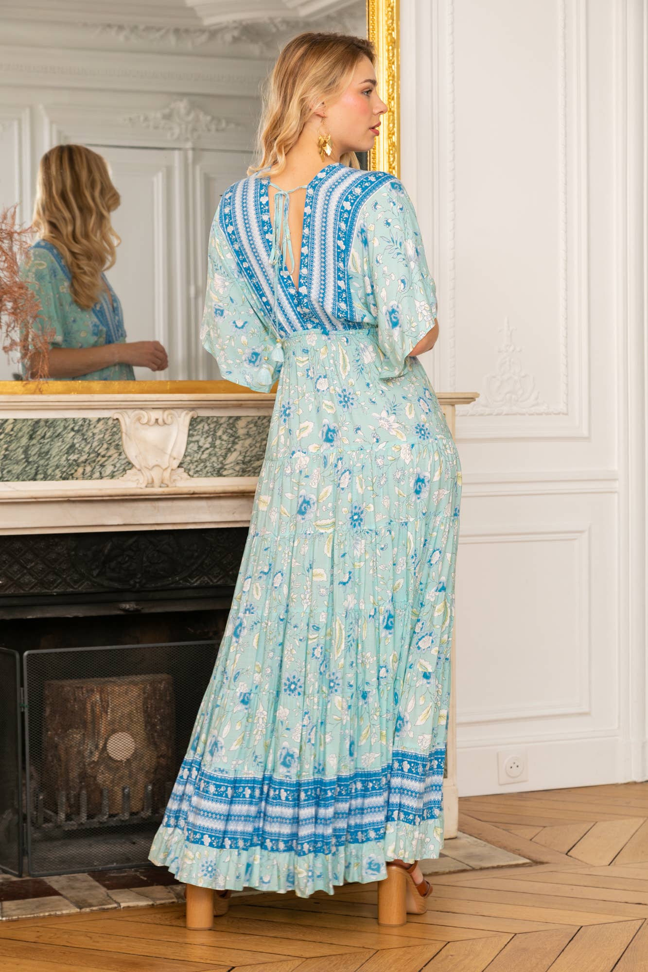 last queen - V-neck floral print long dress with 3/4 sleeves