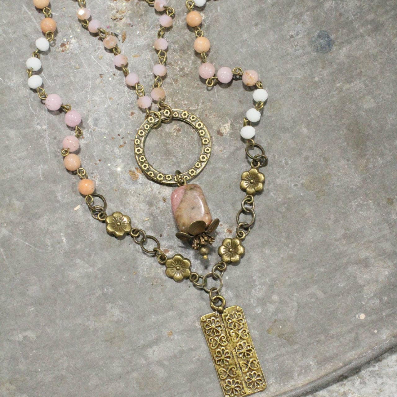 The Primitive Peddler, Inc. - Double Layered Blush & Flower Pendant Necklace