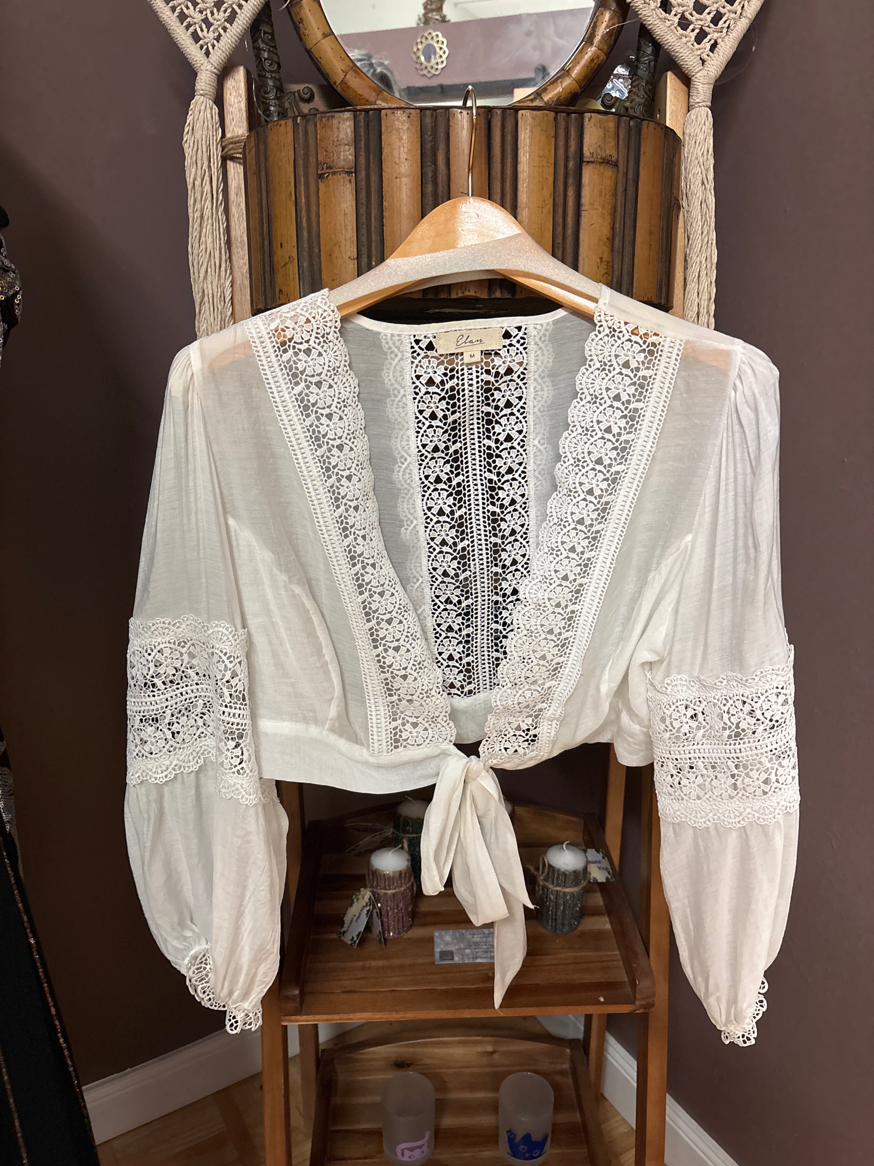 Elan front tie, long sleeve, cropped top