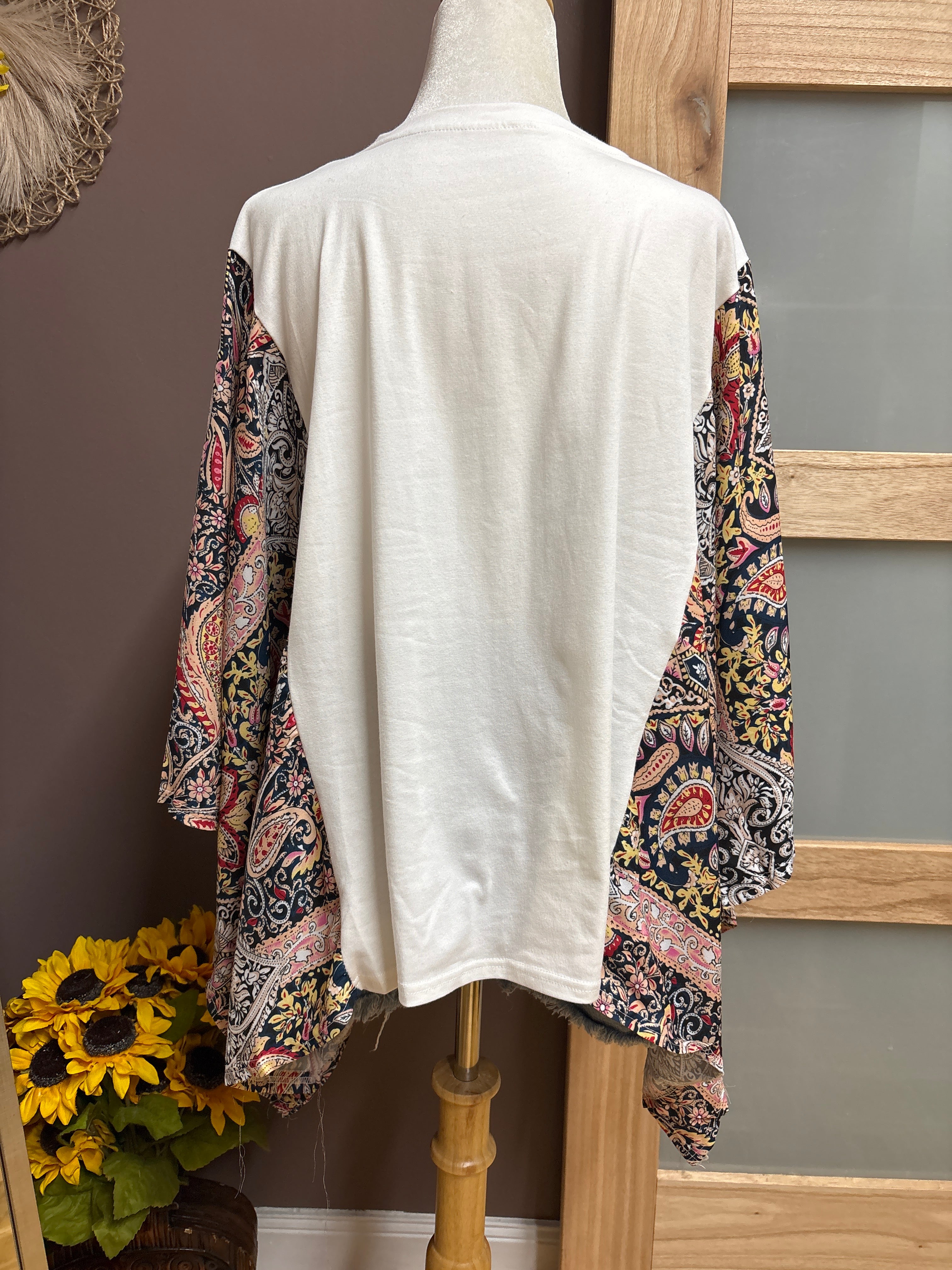 Kycozy- Peace & Love Batwing Rock n Roll Shirt