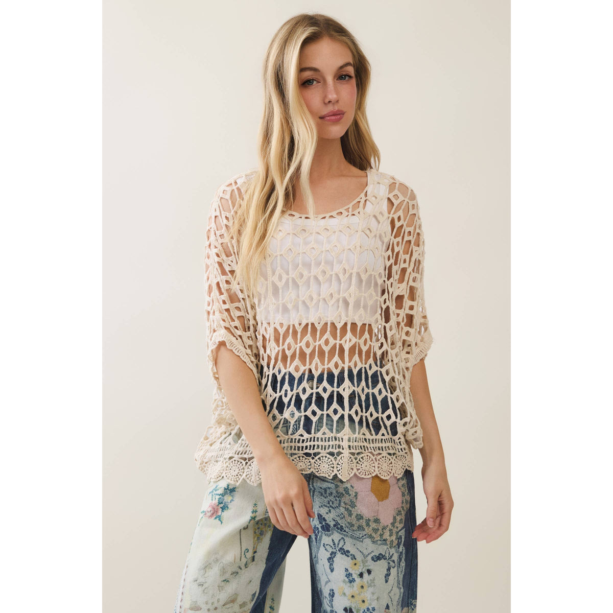 Veveret - Boho Breeze Crochet Knit Top