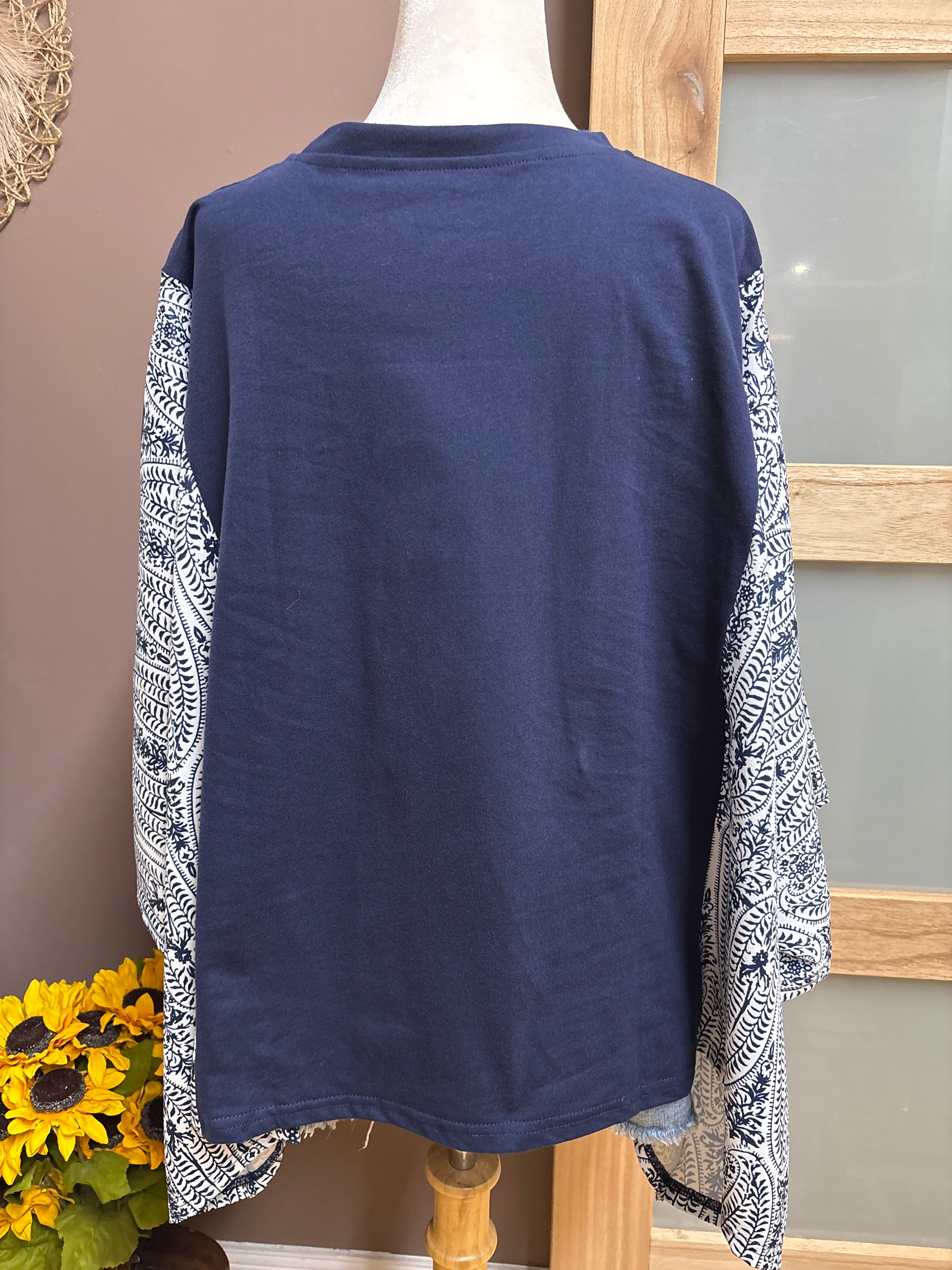 Kycozy- Grateful Dead Batwing Rock n Roll Shirt