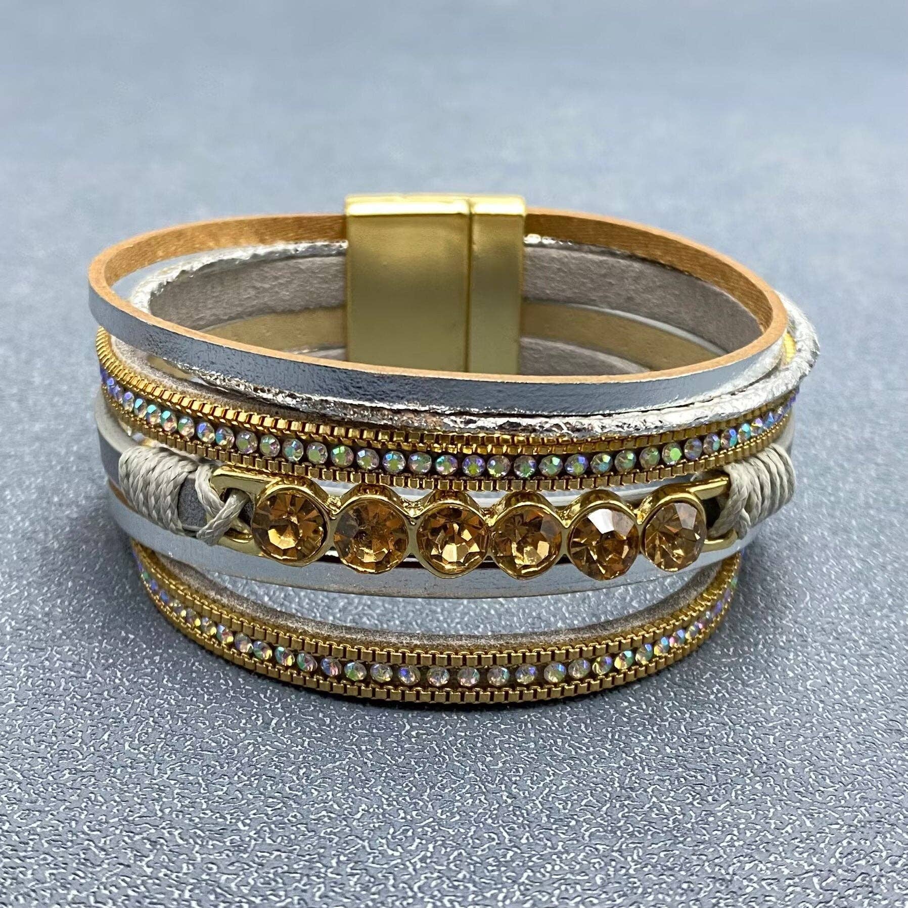 Mio Queena - Sparkling Rhinestones Multi-layer Leather Bracelet