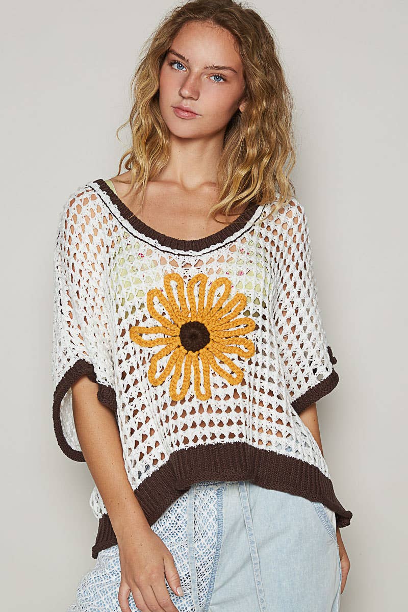 Round neck sleeveless floral thin sweater top
