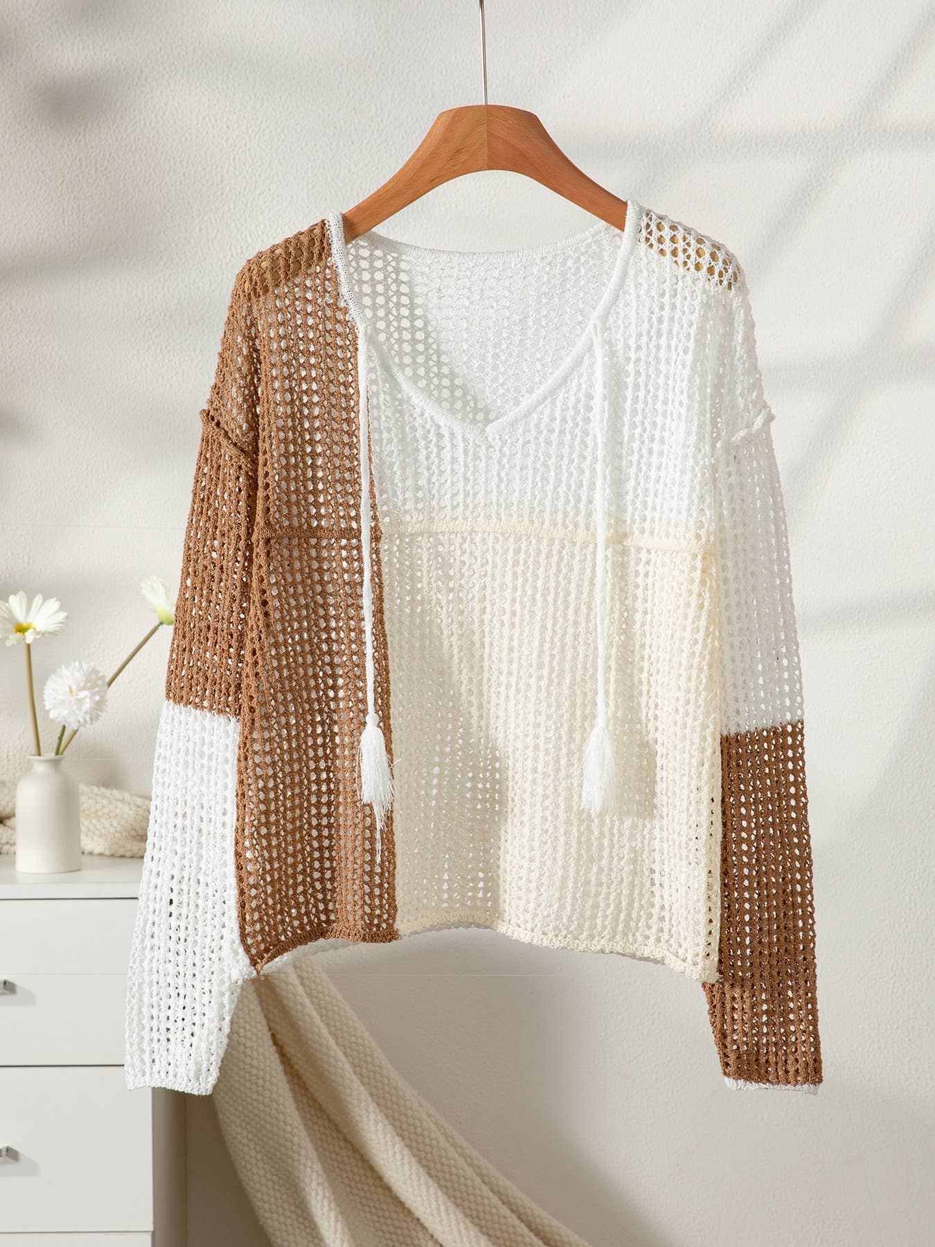 Hope &amp; Sunshine - Colorblock V-Neck Knit Pullover for Women