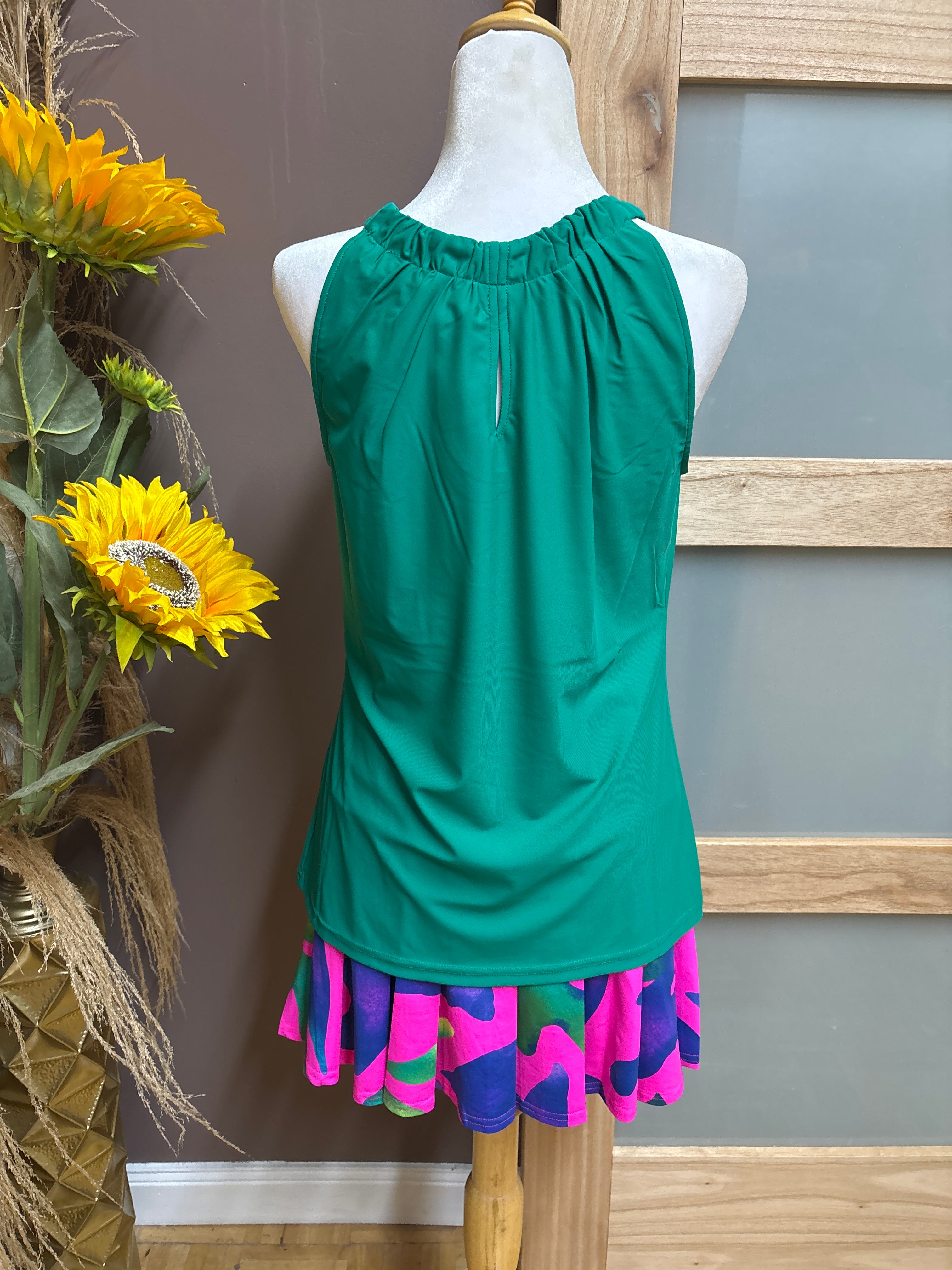 Aryeh-Star Keyhole Sleeveless Top