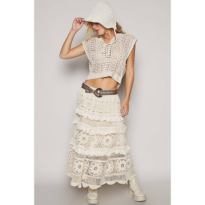 Pol Clothing - V-neck sleeveless solid crochet top