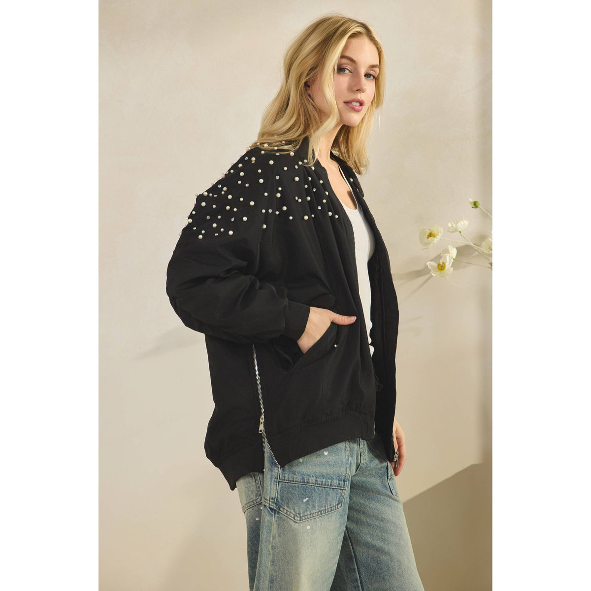 Veveret - Rhinestone Oversize Bomber Jacket