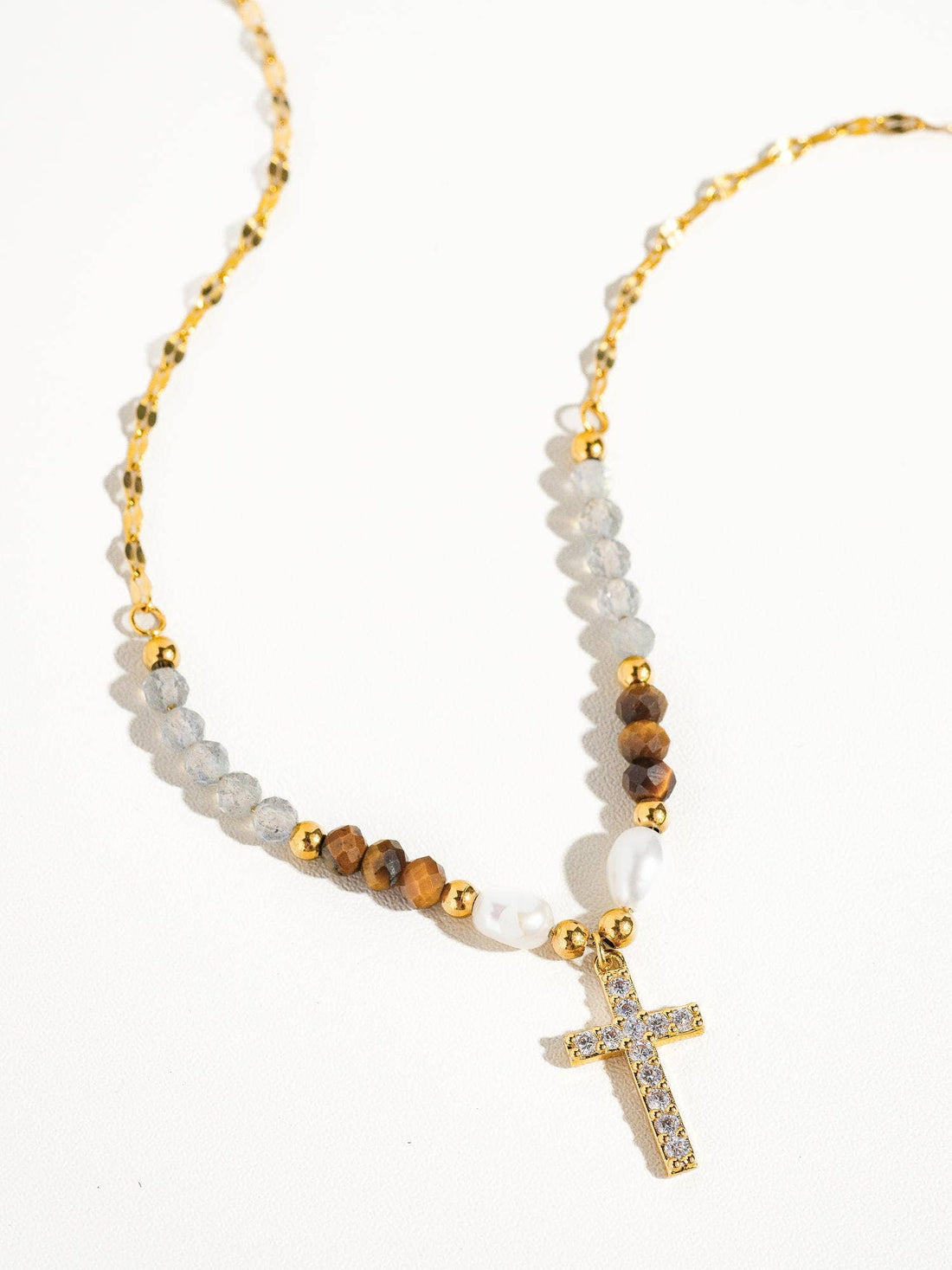 Flânerie by MAIQ - Lumiere 18K Gold Cross Necklace with Beads and Pearls