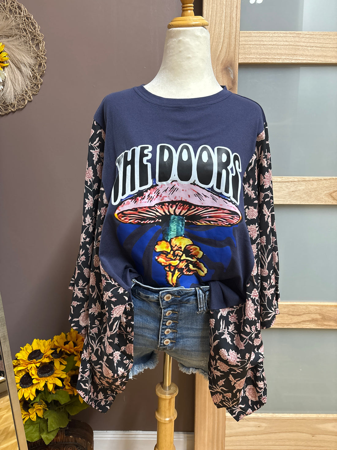 Kycozy- The Doors Batwing Rock n Roll shirt
