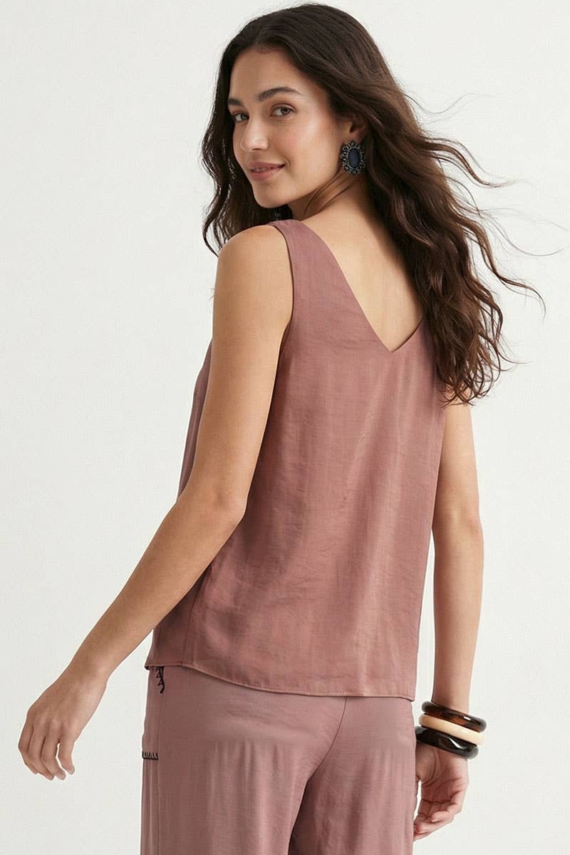 Naked Zebra - Classic V-neck Tank Top With Strap Accent