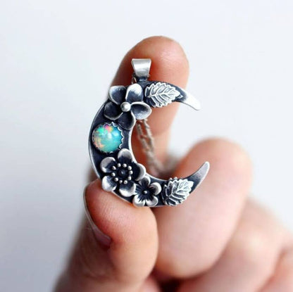 UNISHE - Bohemian Crescent Moon Floral Inlay Alloy Pendant