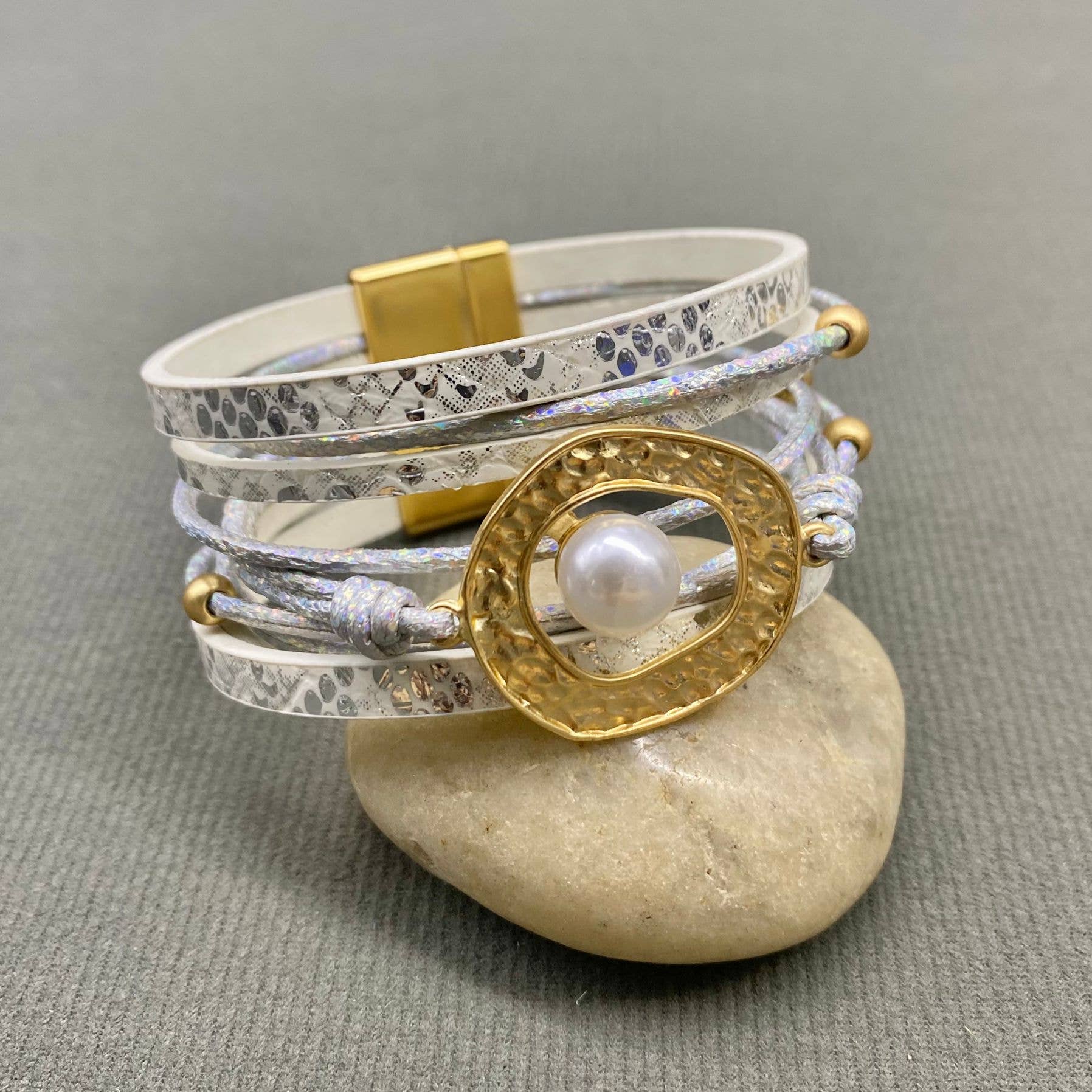 Mio Queena - Pearl Irregular Ring Multi-layer Leather Bracelet