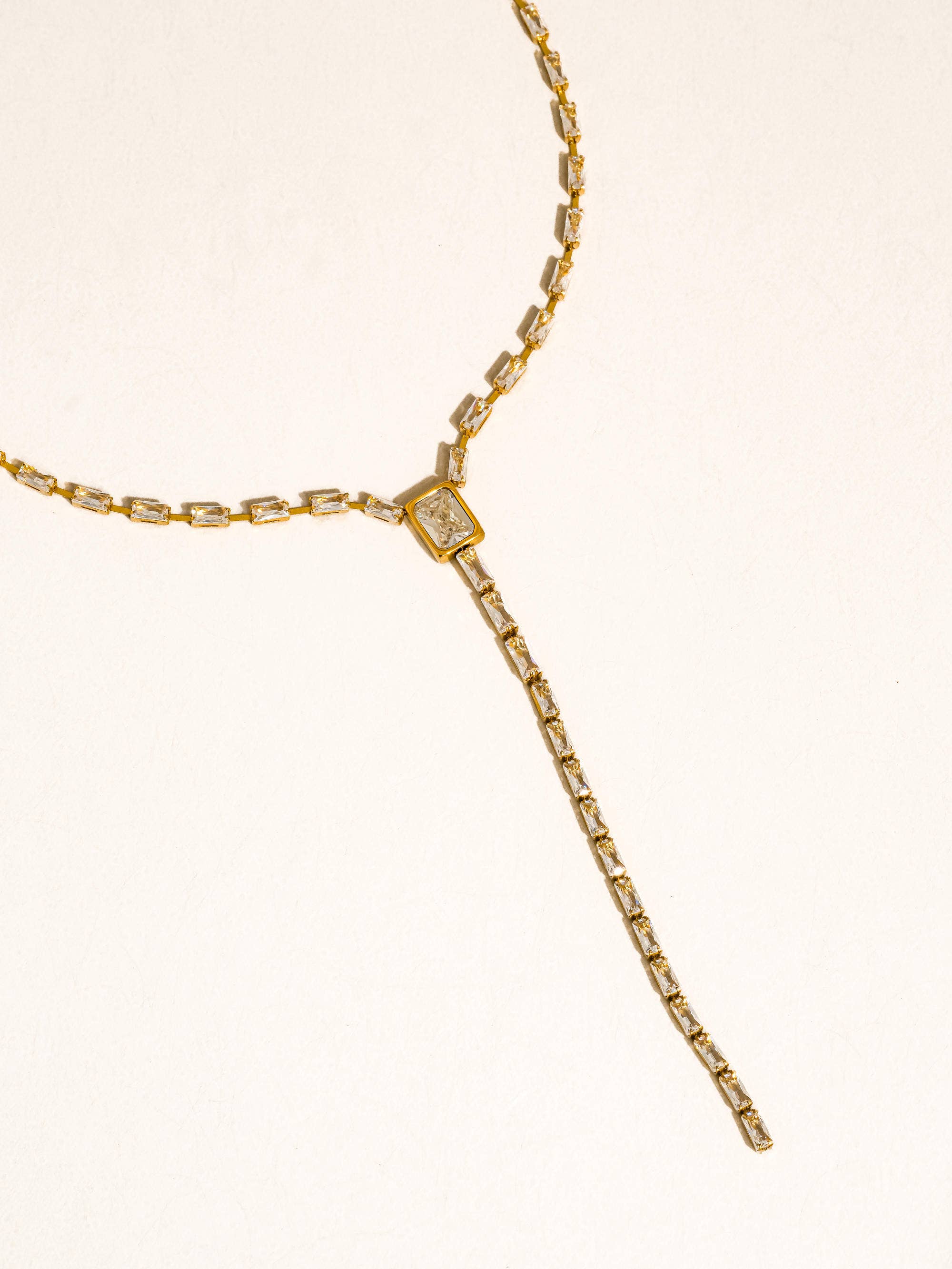 Flânerie by MAIQ - Cieline 18K Gold Non-Tarnish CZ Lariat Necklace