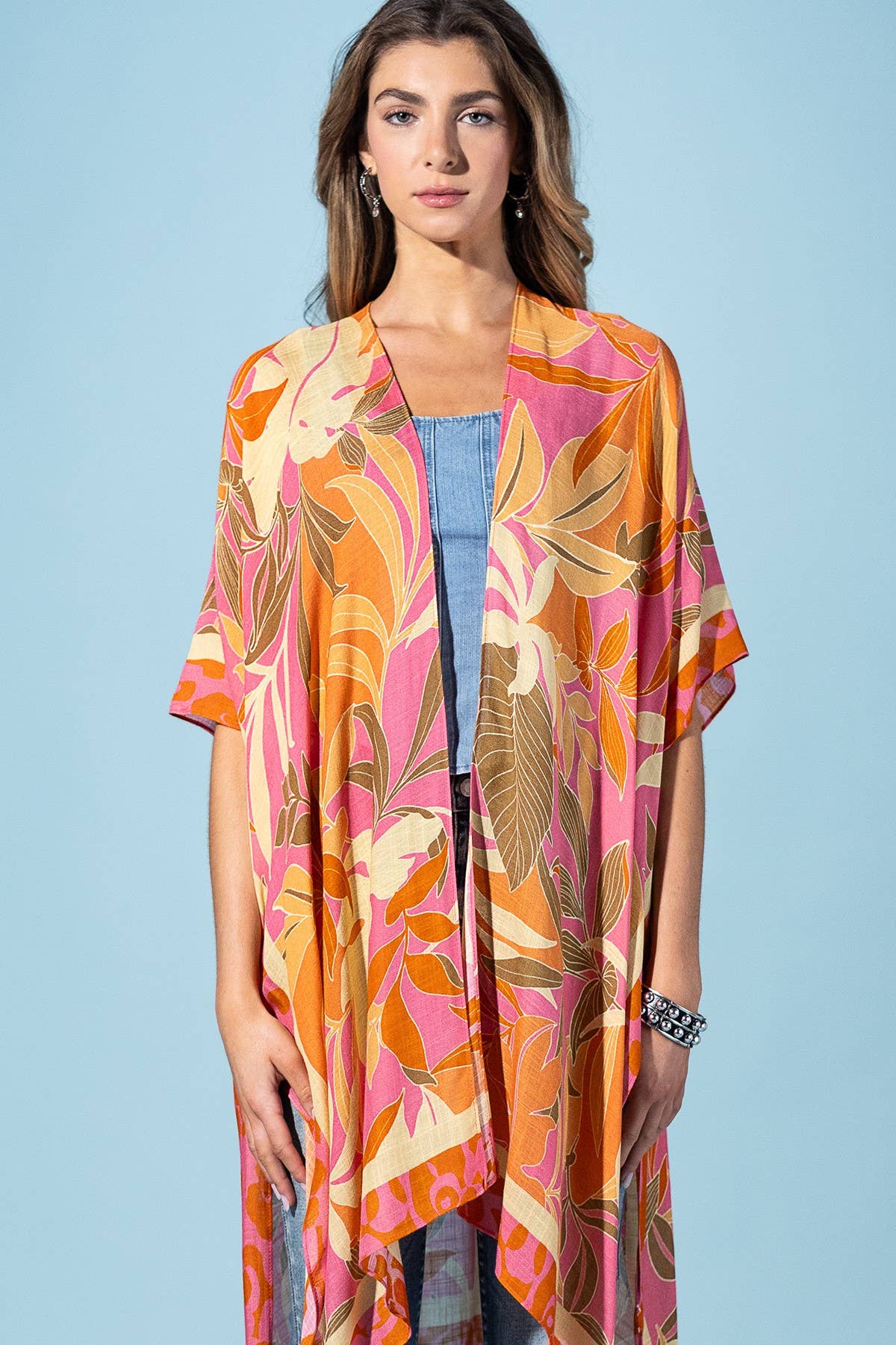 Urbanista - Coral Petals Viscose Kimono