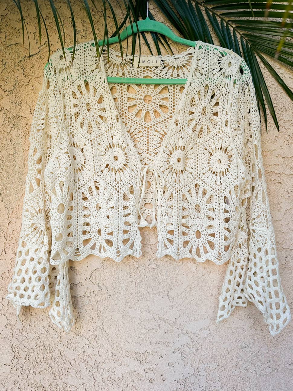 AMOLI - Ivory Unique Floral Open Front Long Sleeve Crochet Cardigan