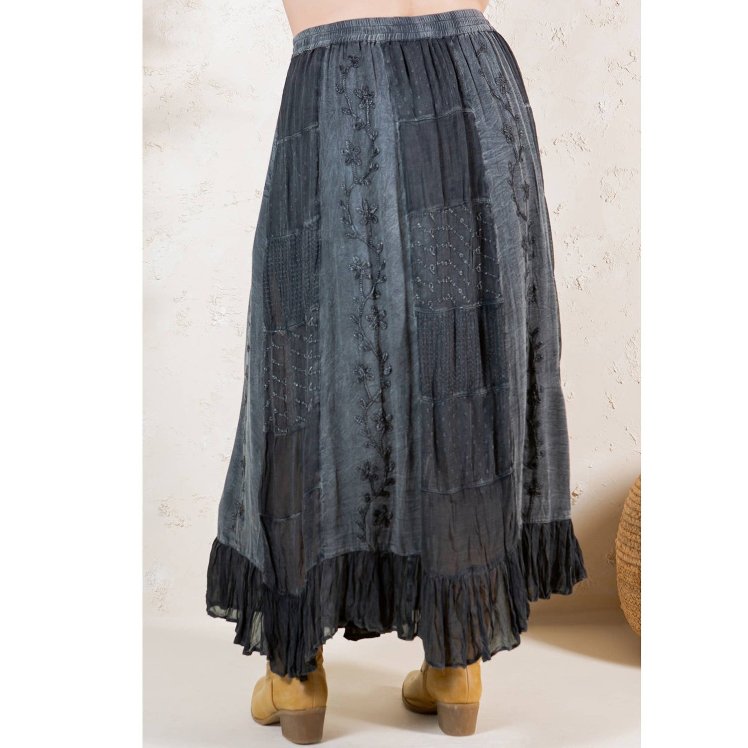 Gypsy Textured Tiered Skirt with Aari Embroidery: Charcoal / PLUS (XL-1X-2X-3X 1-2-2-1)