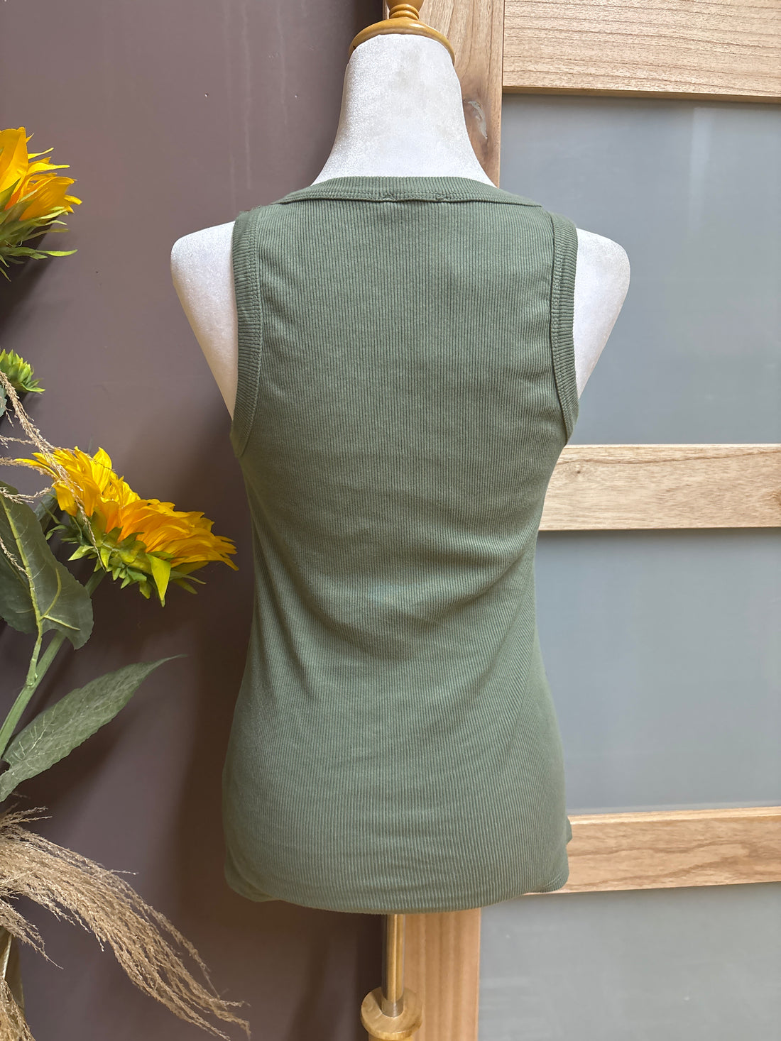 Look Mode- Gold Foil Tank