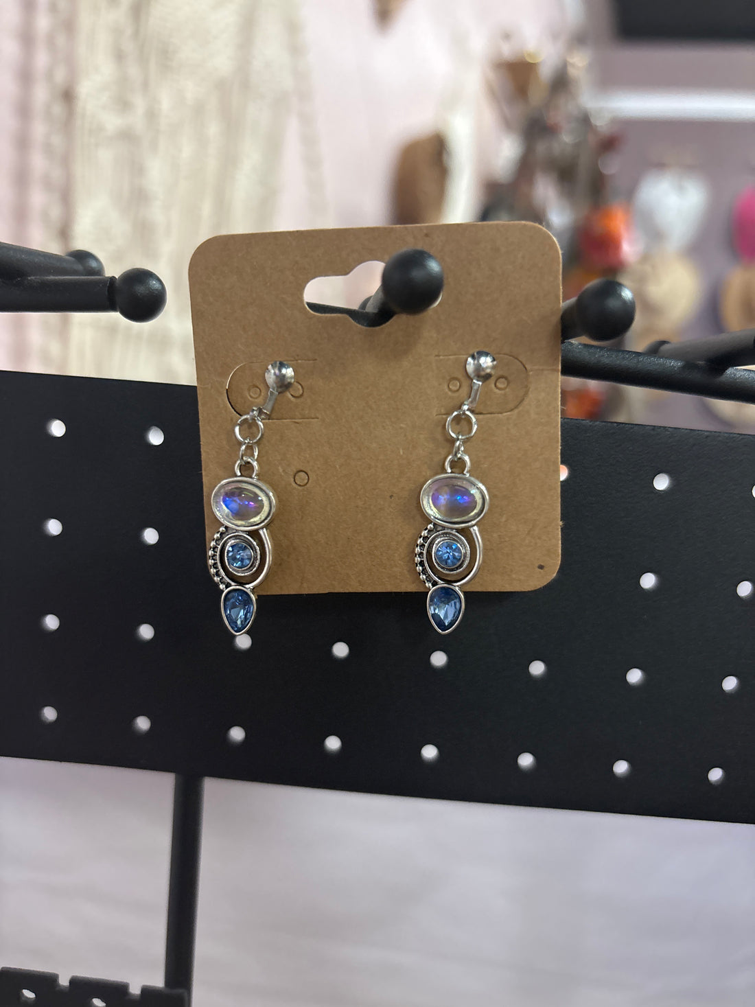 OhHeyBec--Clip on dangle earrings
