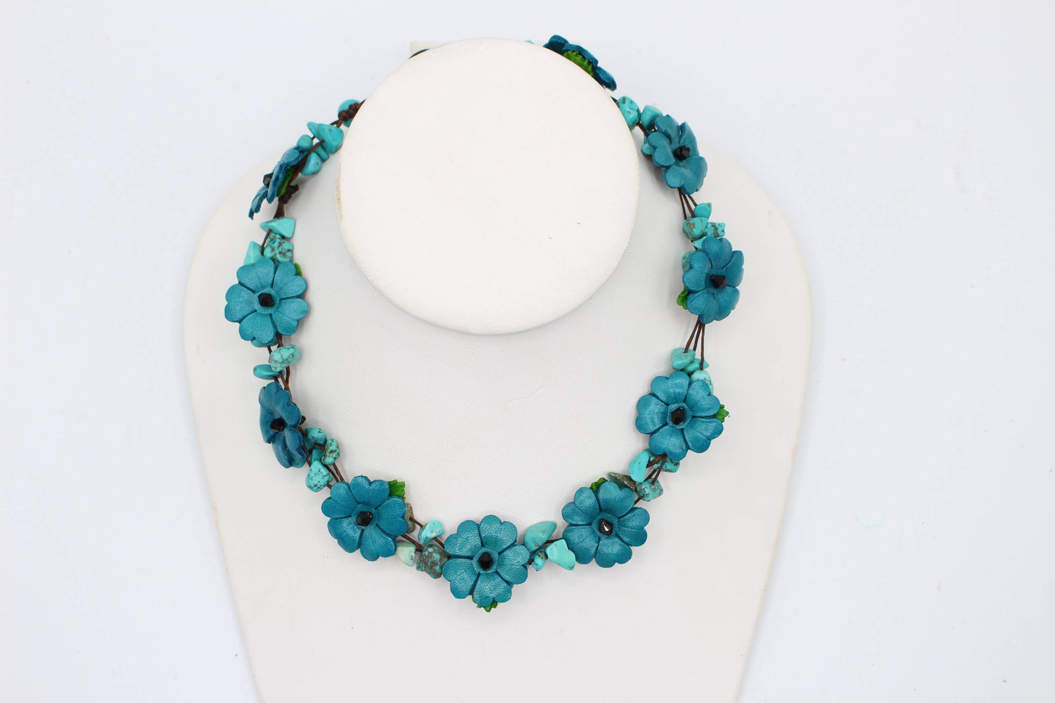  - Leather flower necklace with crystal stone choker