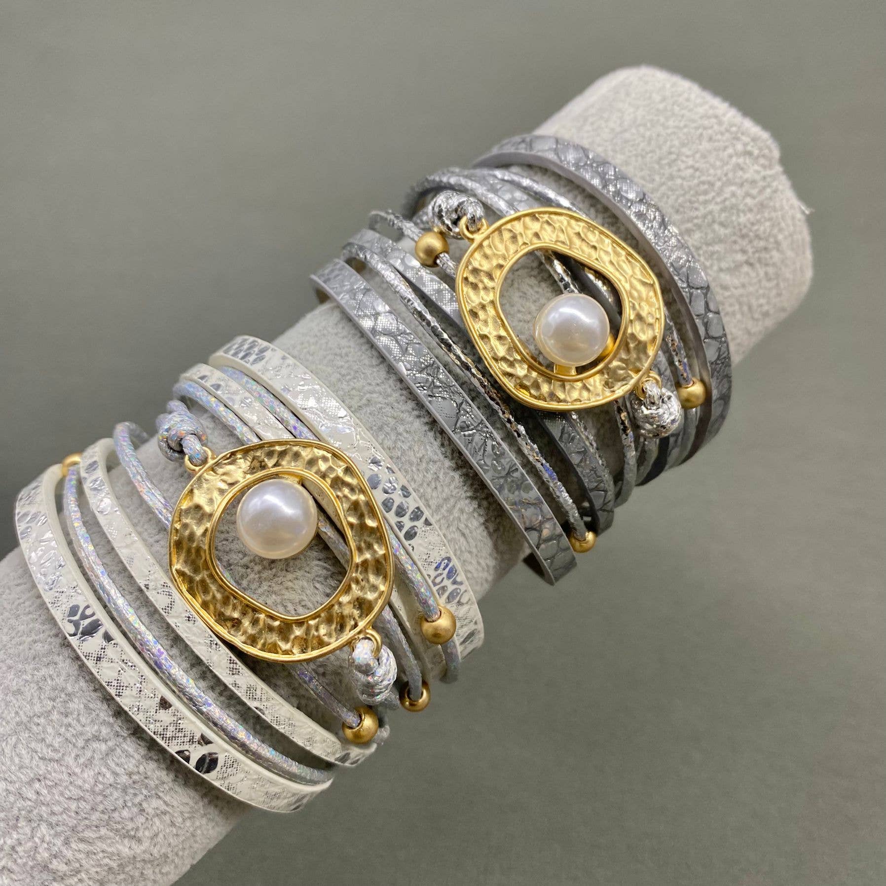 Mio Queena - Pearl Irregular Ring Multi-layer Leather Bracelet