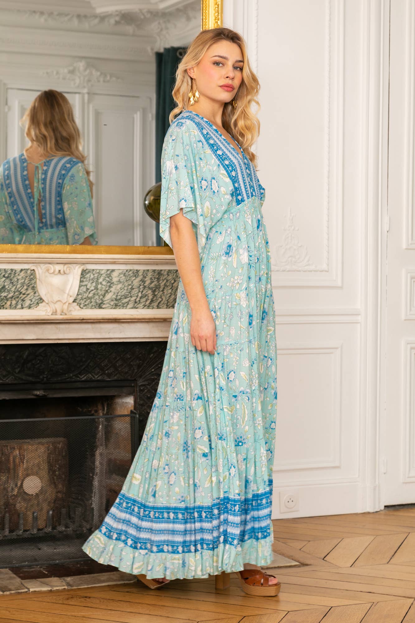 last queen - V-neck floral print long dress with 3/4 sleeves