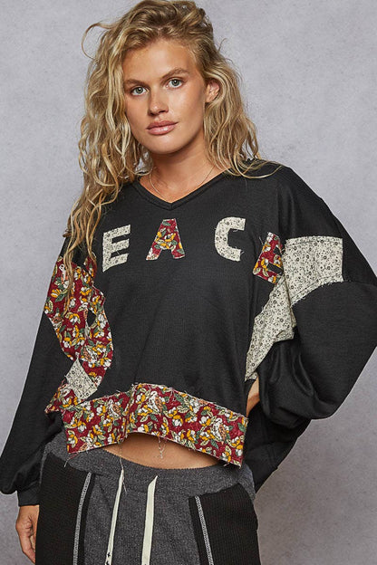 Pol Clothing - Long sleeve V-neck contrast PEACE letter top