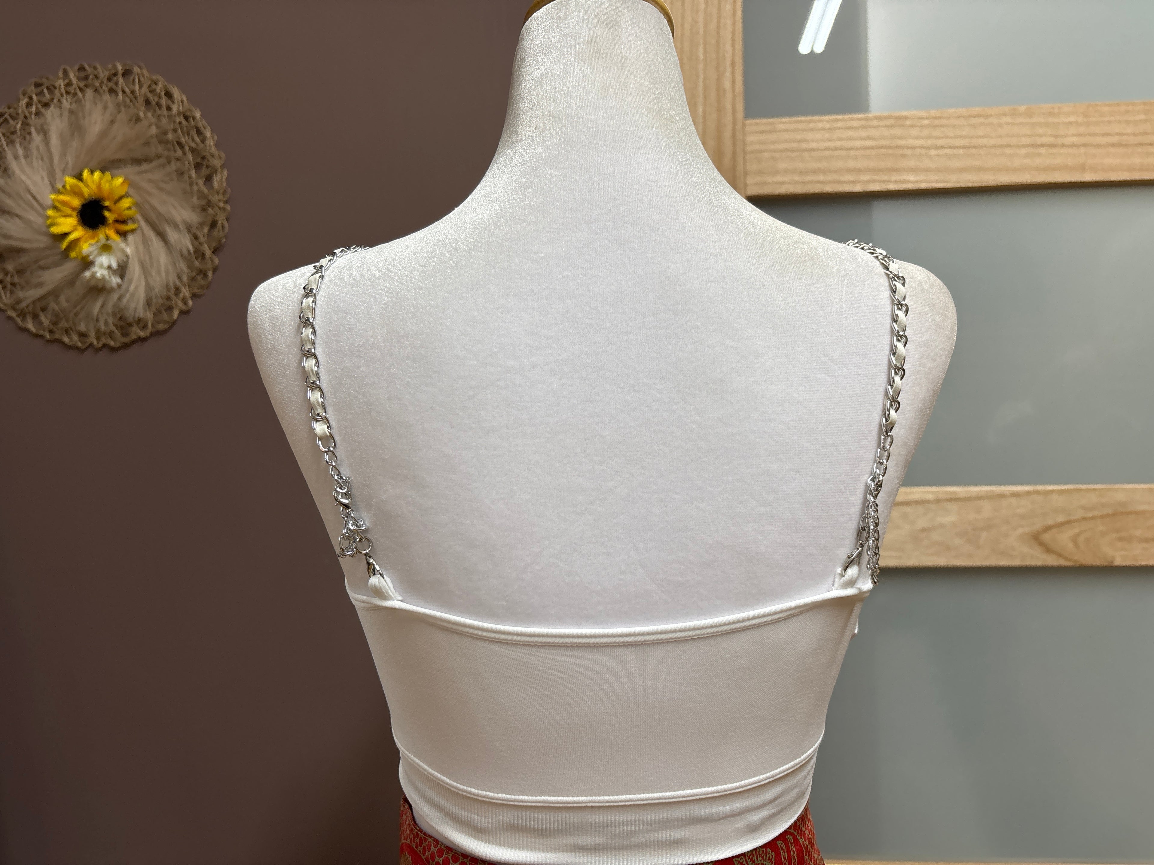 Strap-it’s- White plunge bra with silver chain strap