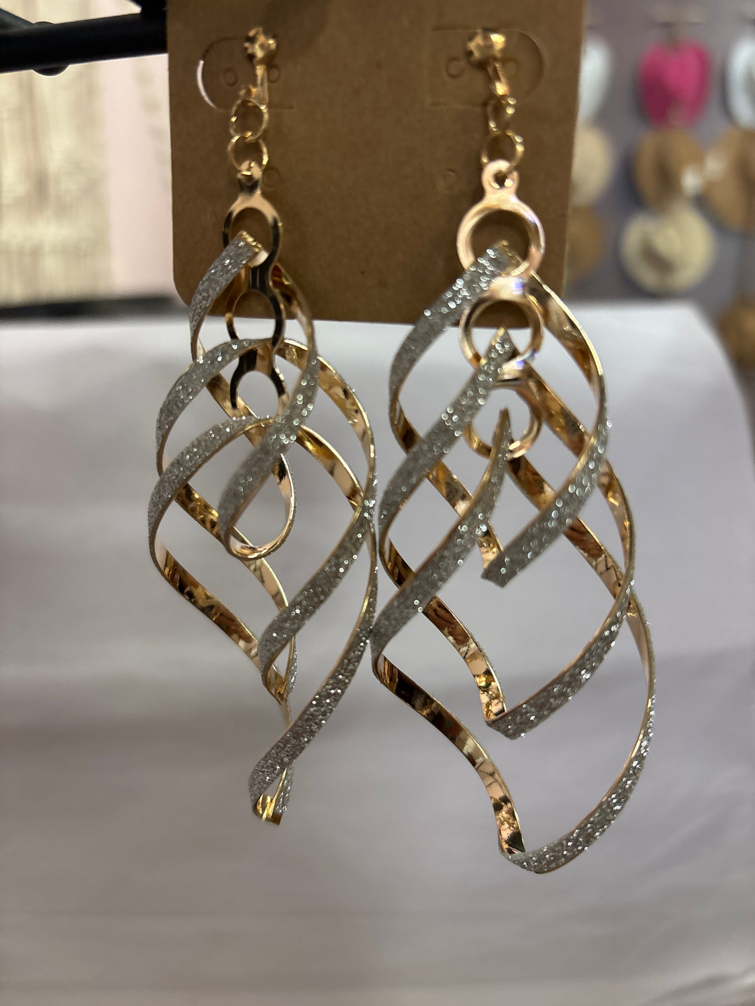OhHeyBec--Clip on dangle earrings