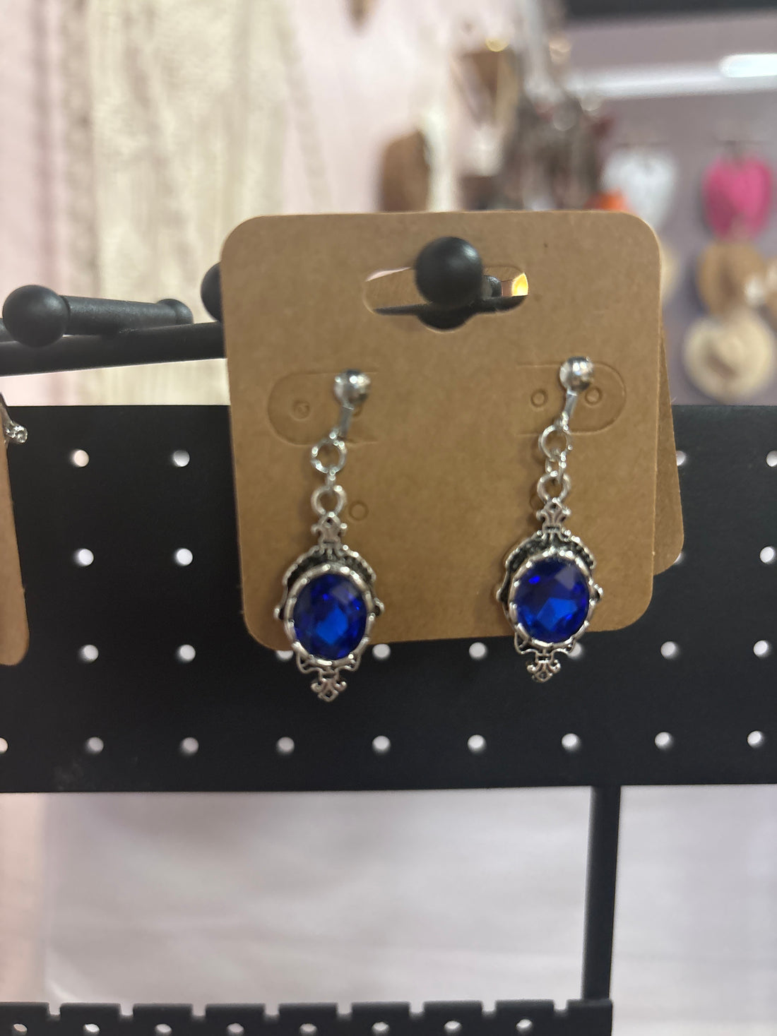 OhHeyBec--Clip on dangle earrings