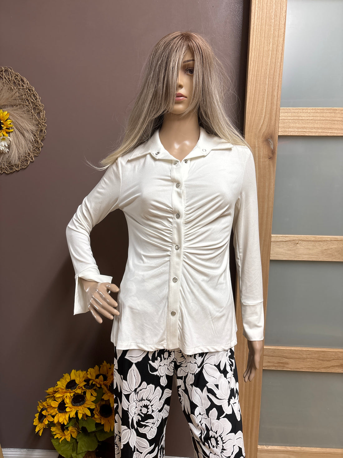 Brooklyn Isles- Gathered Ivory long sleeve