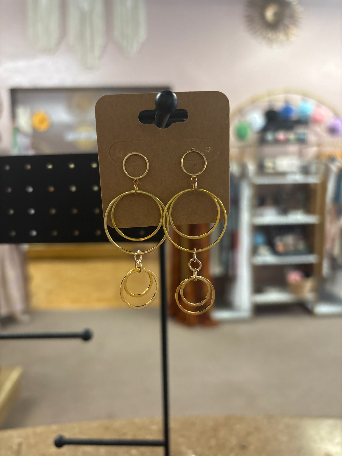 OhHeyBec--Gold circle dangle earrings