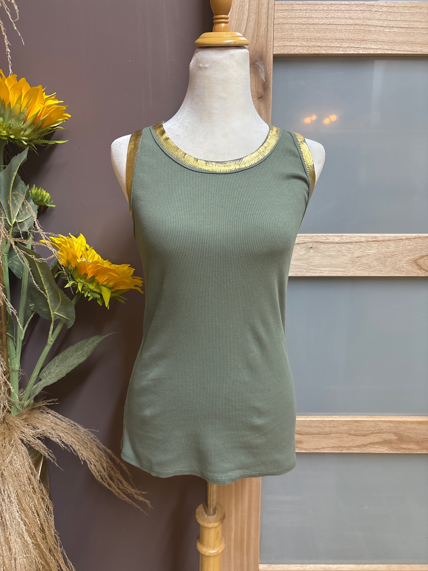 Look Mode- Gold Foil Tank