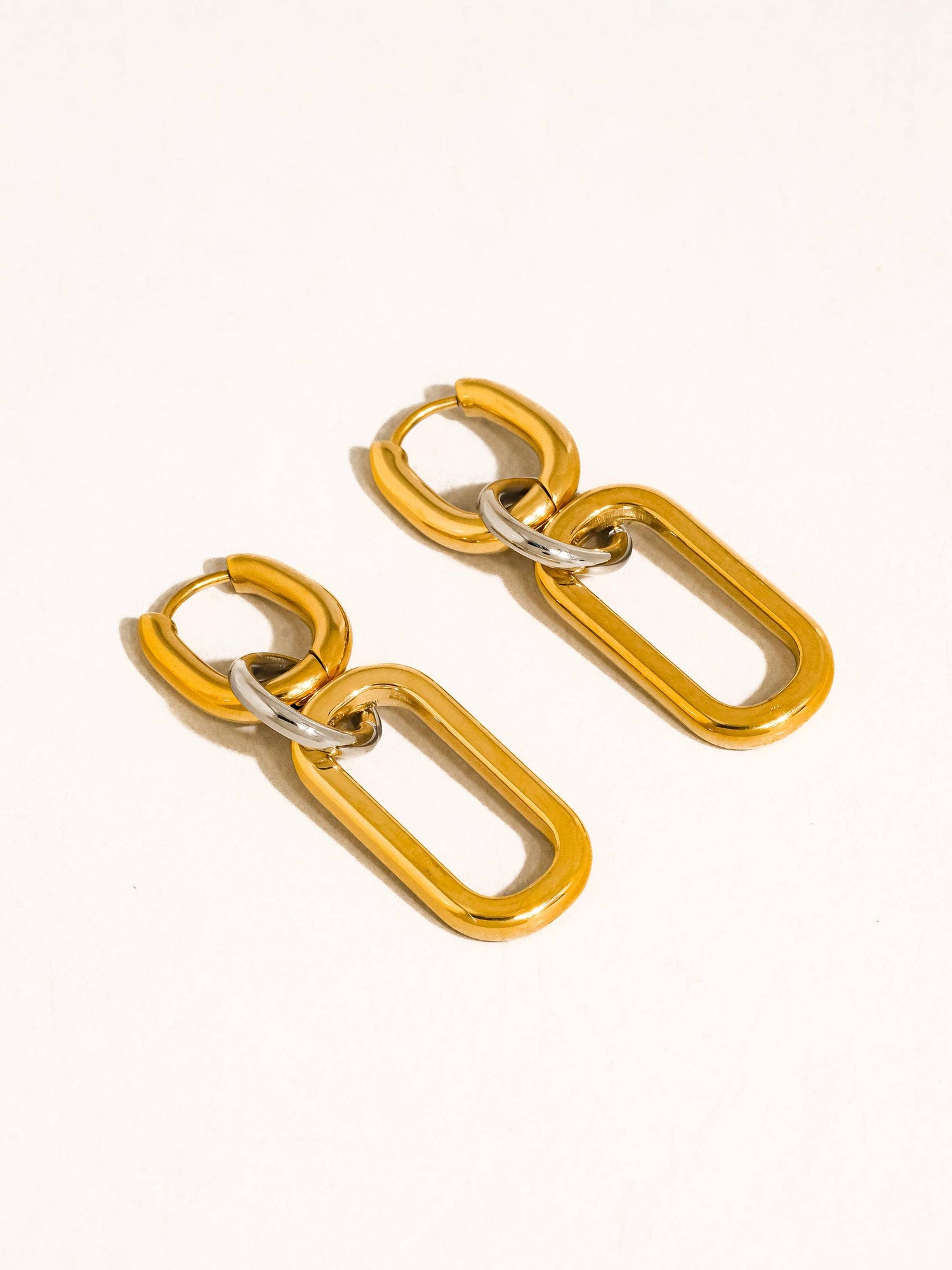 Flânerie by MAIQ - Viori 18K Gold Non-Tarnish Two Tone Link Earrings