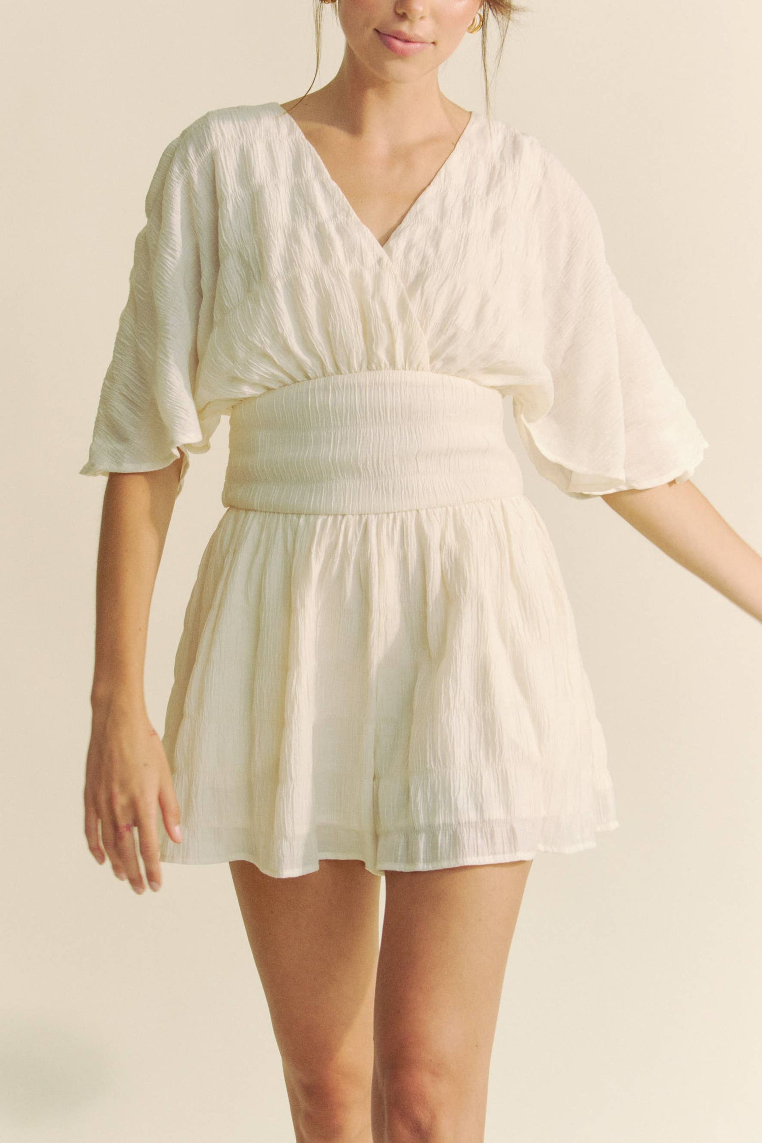 Davi &amp; Dani - BATWING SLEEVES SNAPE BUTTON UP WAISTBELT ROMPER