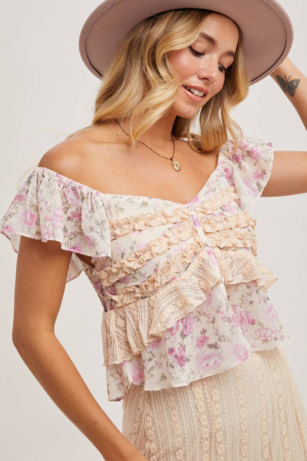 Bluivy - FLORAL PRINT RUFFLE LACE TRIMMED SWEETHEART NECK TOP