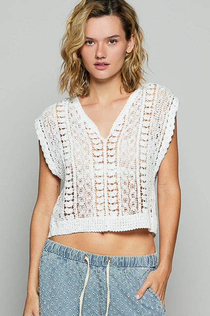 Pol Clothing - V-neck sleeveless solid crochet top