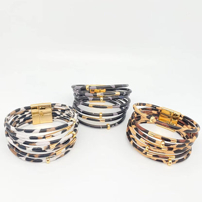 Mio Queena - Magnetic Buckle Leopard-Print Multilayer Beaded Bangle