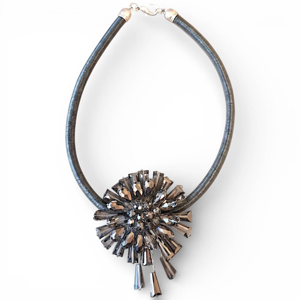 Bijoux Envie Statement Jewelry - Chunky Silver Crystal Pendant Collar | Statement Jewelry
