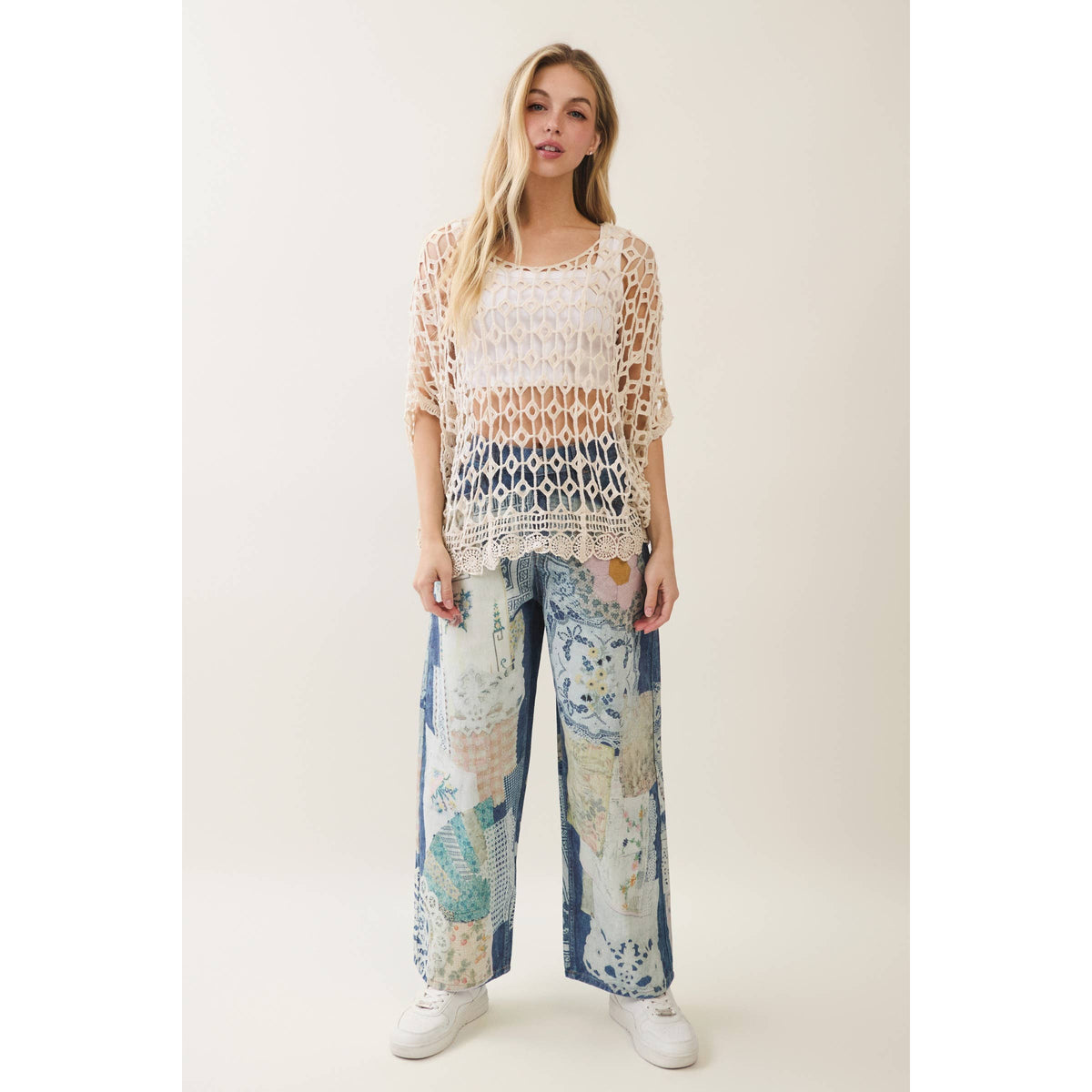 Veveret - Boho Breeze Crochet Knit Top