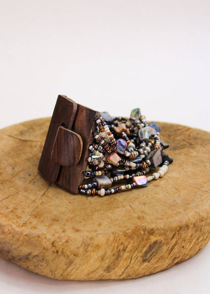 Bali Queen - Shelly Big Buck Bracelet