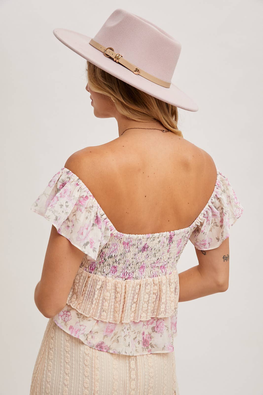 Bluivy - FLORAL PRINT RUFFLE LACE TRIMMED SWEETHEART NECK TOP