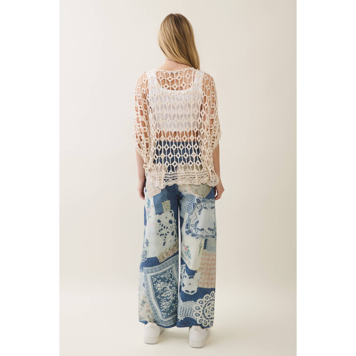 Veveret - Boho Breeze Crochet Knit Top