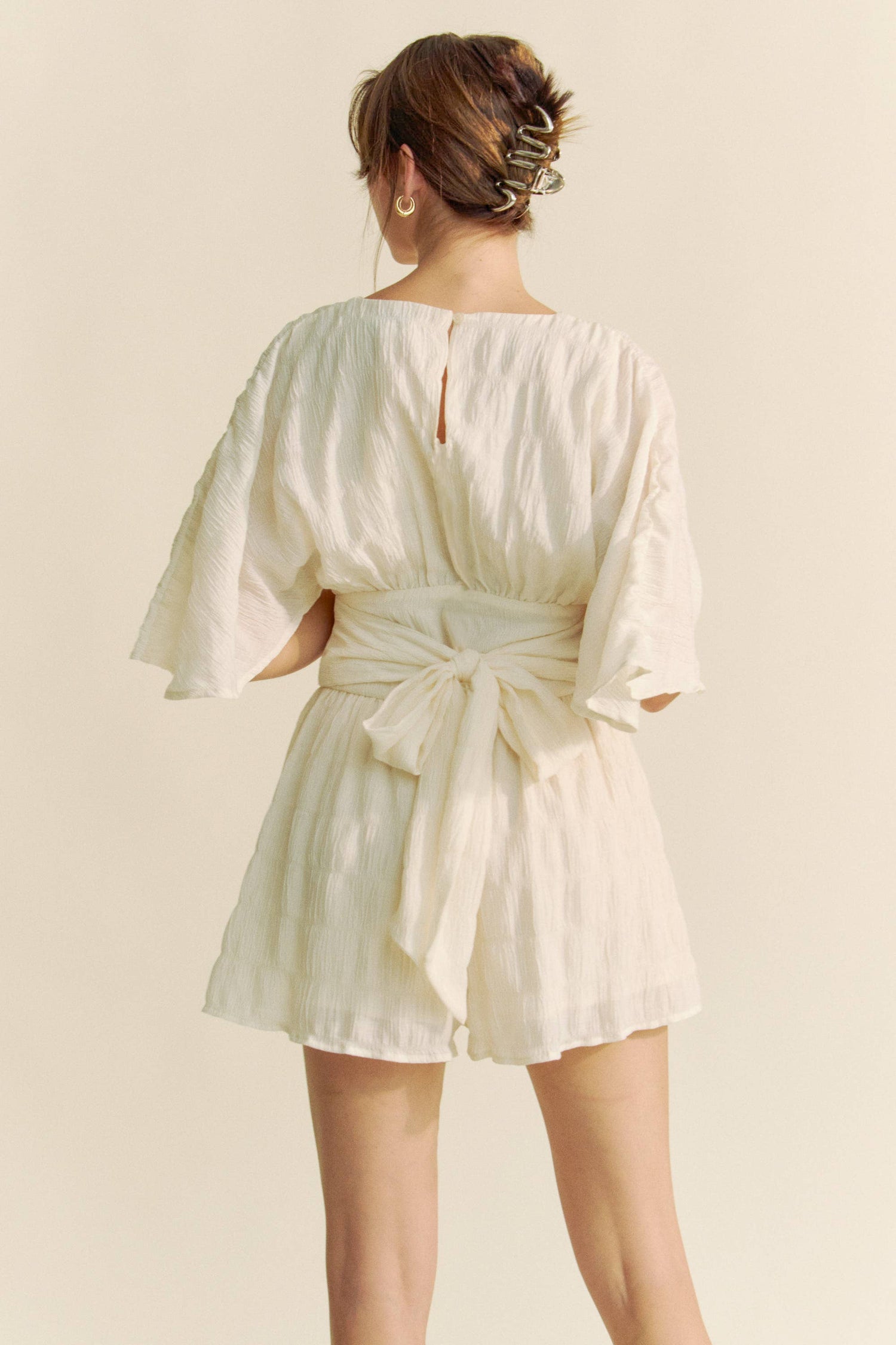 Davi &amp; Dani - BATWING SLEEVES SNAPE BUTTON UP WAISTBELT ROMPER