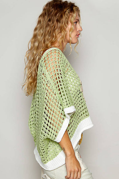 Round neck sleeveless floral thin sweater top