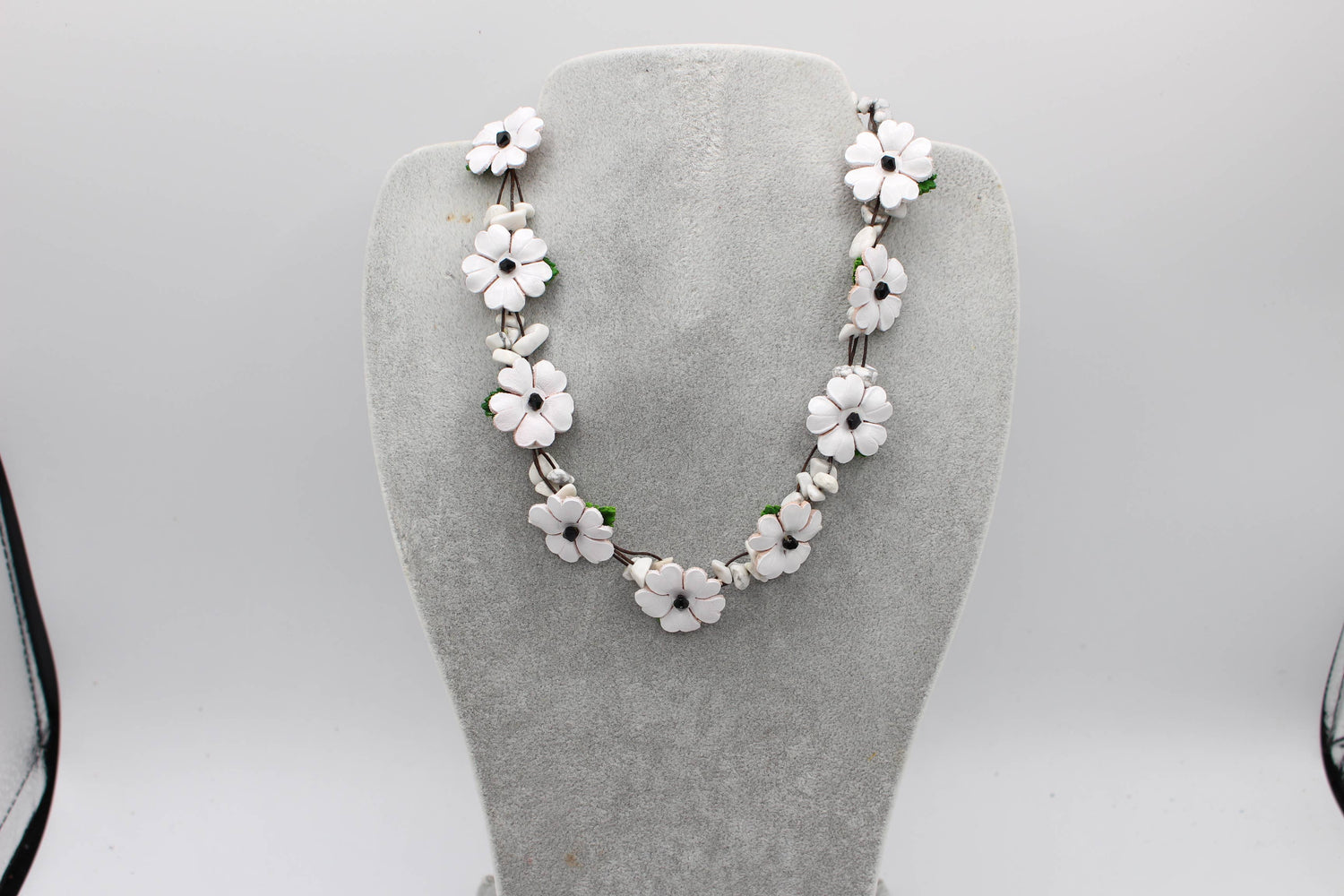  - Leather flower necklace with crystal stone choker
