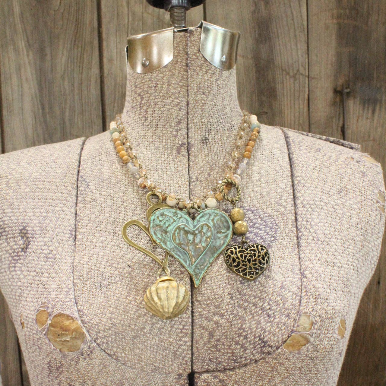 The Primitive Peddler, Inc. - The Greatest Of These Is Love Charm&