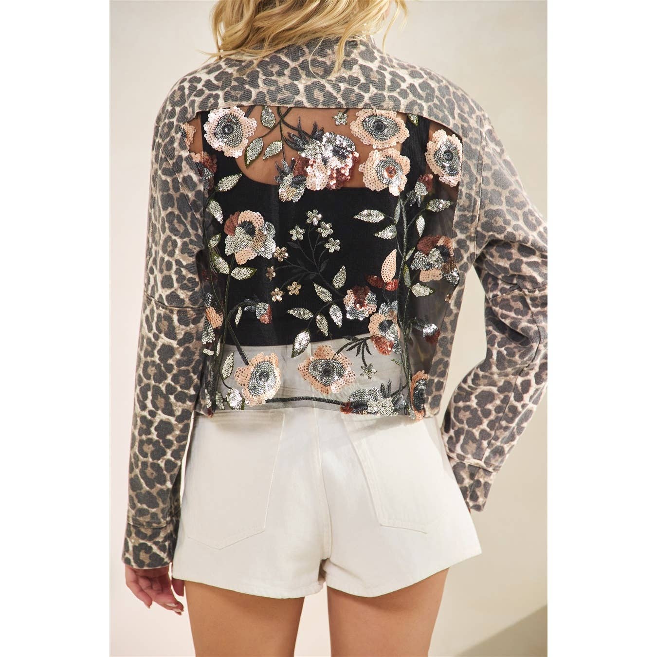 Veveret - Leopard Denim jacket with back contrast