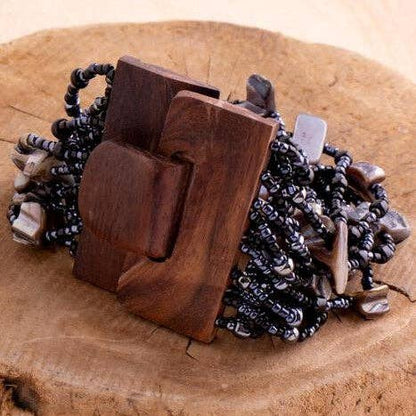 Bali Queen - Shelly Big Buck Bracelet