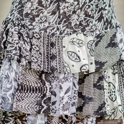 Young Threads - Women Mini Skirt Ruffle &amp; Patch, Color: Black &amp; White